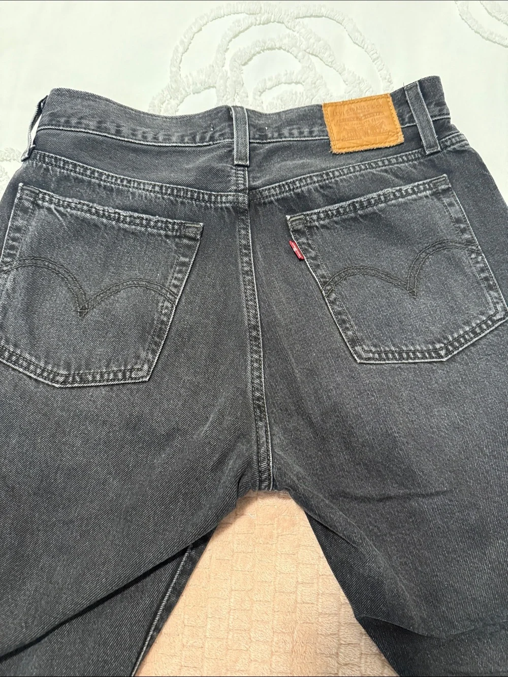 Levi’s Women’s High Waisted Black Distressed Straight-Leg Jeans